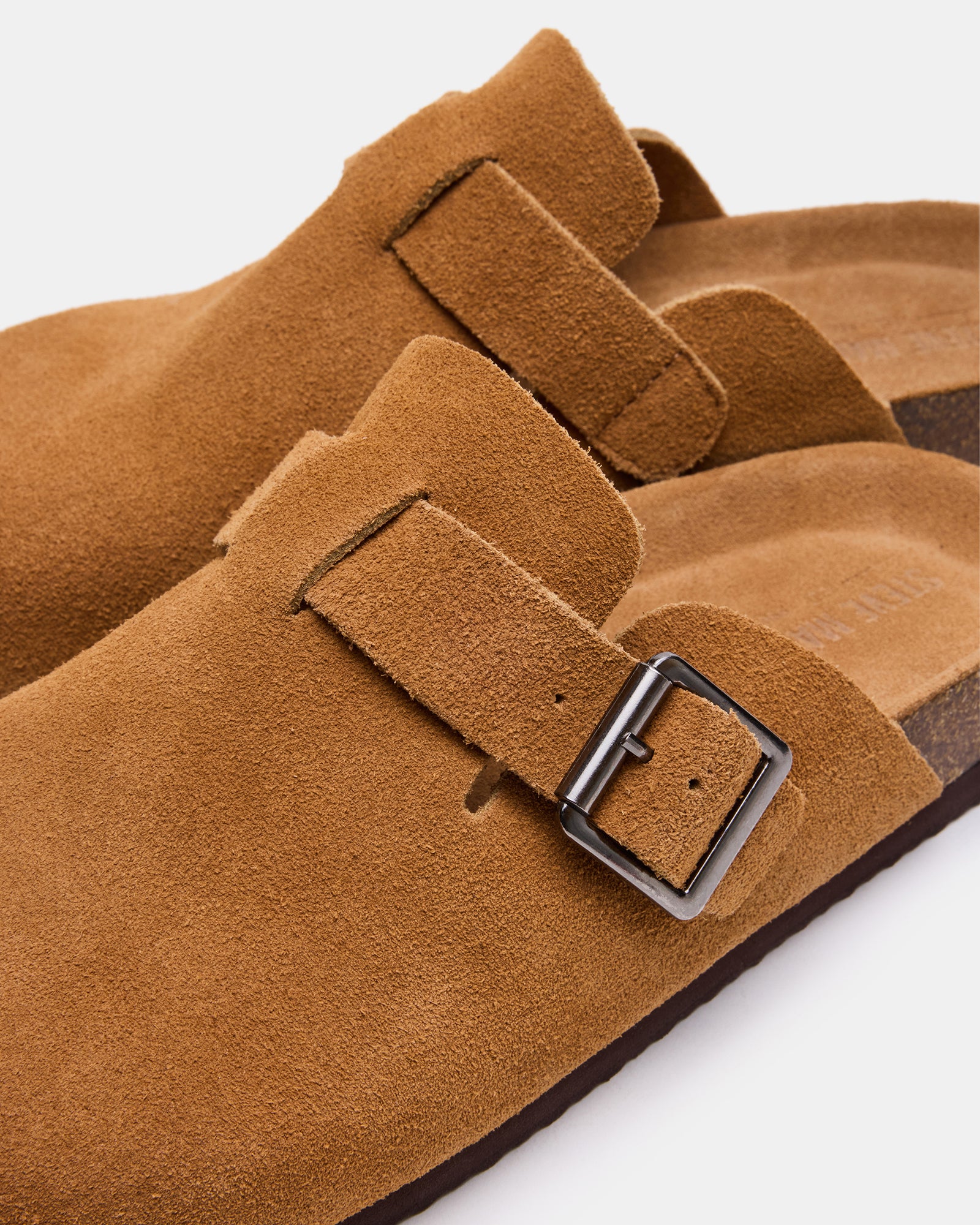 WILDERR CHESTNUT SUEDE